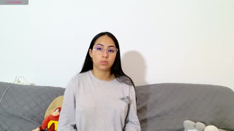 vanessaadol online show from 05.08.26