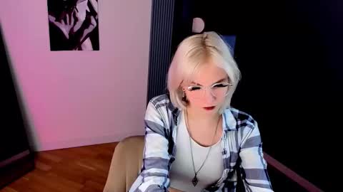 Vanessa online show from 02.23.26