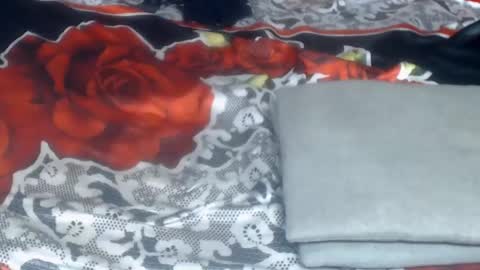 Snapshot of vanessaboobsx1 chatting on 01.05.25 Vanessa HUGE BOOBS online show from 01.05.25