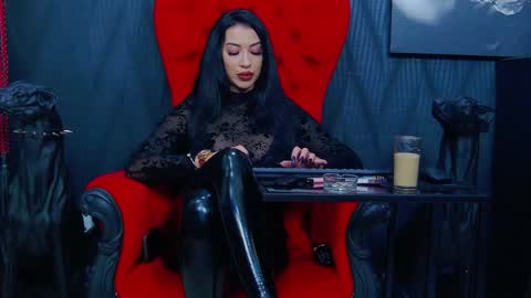 Miss Vanessa online show from 01.27.25