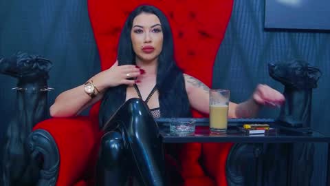 Miss Vanessa online show from 02.04.25