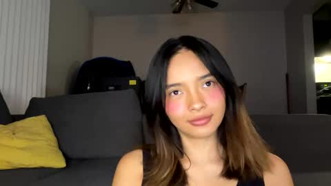 Snapshot of vanesse_ chatting on 11.04.25 Irina online show from 11.04.25