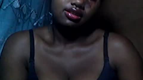 vaniah321 online show from 01.14.25