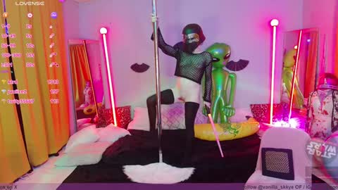 Skkye online show from 12.17.24