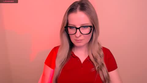 Mia online show from 03.20.26