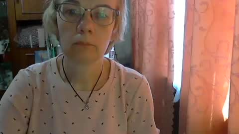 Snapshot of vanillaxcreamy chatting on 03.06.25 Vanillaxcreamy online show from 03.06.25