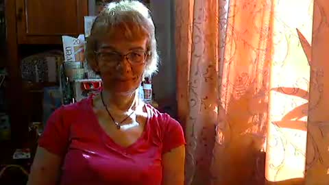 Snapshot of vanillaxcreamy chatting on 03.08.25 Vanillaxcreamy online show from 03.08.25