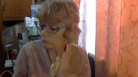 Snapshot of vanillaxcreamy chatting on 02.19.26 Vanillaxcreamy online show from 02.19.26