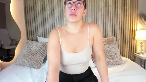 Karine online show from 12.21.25