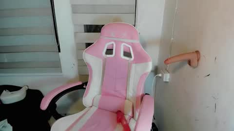 VANNESA online show from 11.26.25