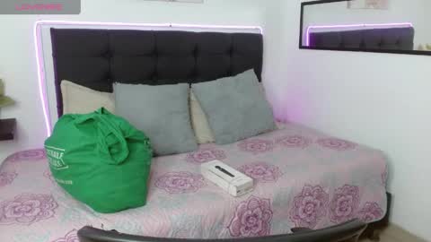 vane online show from 05.25.26