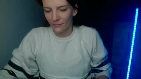 Snapshot of vanrey_ chatting on 10.10.25 Vanessa online show from 10.10.25