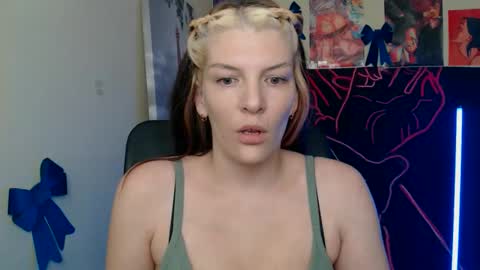 Vanessa online show from 04.05.26