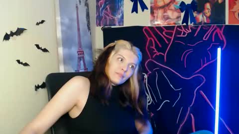 Vanessa online show from 04.17.26