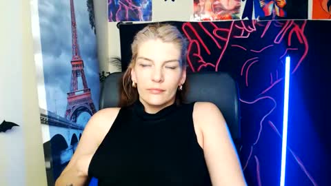 Vanessa online show from 05.27.26