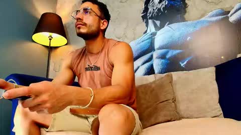 Snapshot of vans_ross chatting on 02.26.26 Vans Ross online show from 02.26.26