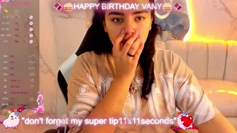 Snapshot of vany_lu_tx chatting on 11.22.25 Live 800am 200pm COLOMBIAN HOUR online show from 11.22.25