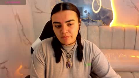 Snapshot of vany_lu_tx chatting on 11.24.25 Live 800am 200pm COLOMBIAN HOUR online show from 11.24.25