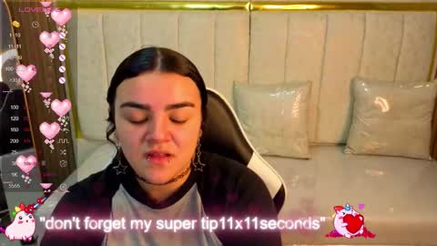 Snapshot of vany_lu_tx chatting on 12.02.25 Live 800am 200pm COLOMBIAN HOUR online show from 12.02.25