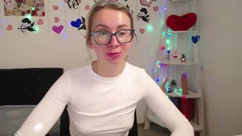 Snapshot of vasilisasii chatting on 02.12.25 Vasilisa online show from 02.12.25