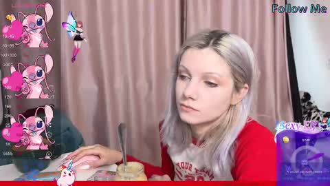 Snapshot of vasya_sylvia chatting on 02.26.25 Vasya Sylvia online show from 02.26.25
