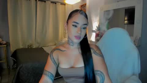 Vayolett Bass online show from 02.10.26