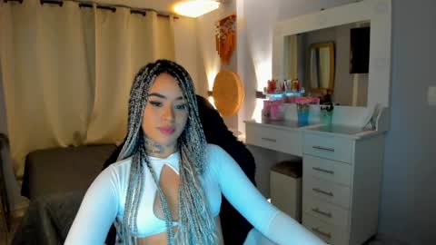 Vayolett Bass online show from 04.29.26