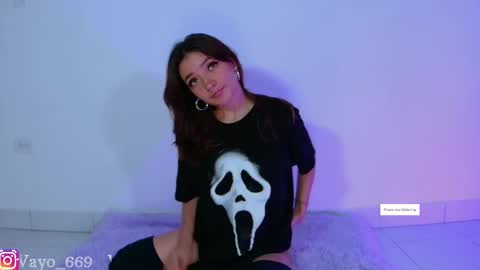 Vayolett online show from 02.17.25