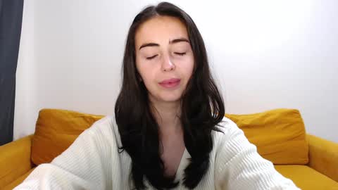 Snapshot of vebeseliza chatting on 12.25.24 Liza online show from 12.25.24