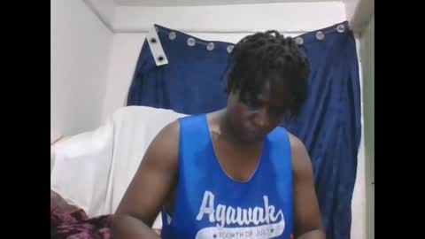 Snapshot of vee_tommy chatting on 02.17.26 Vee tommy online show from 02.17.26