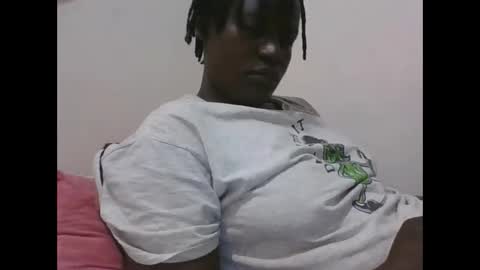 Snapshot of vee_tommy chatting on 03.20.26 Vee tommy online show from 03.20.26