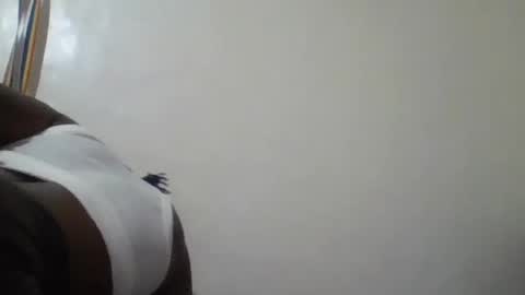 Snapshot of vee_tommy chatting on 07.07.26 Vee tommy online show from 07.07.26