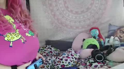 Veronica Lehane online show from 12.31.24