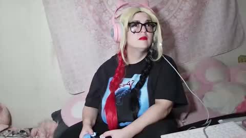 Veronica Lehane online show from 10.15.25