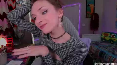 Violet Weatherbee online show from 04.28.26