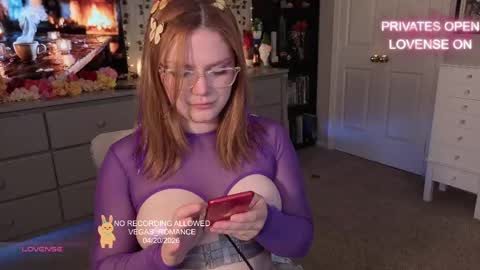 vegas_romance online show from 04.21.26