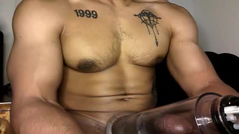 Vegas Love online show from 10.22.25