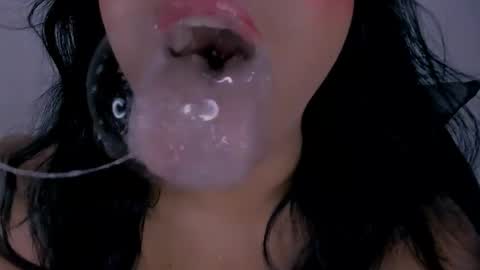 Snapshot of veky_saliva01 chatting on 12.05.25 camila online show from 12.05.25