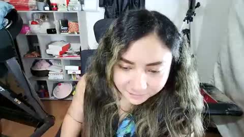 Im VelaI will be Christmas and New Year with my family December 22 to January 13 I will miss you guys. online show from 04.09.26