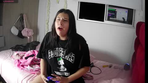 Snapshot of velma_star chatting on 03.26.26 Velma online show from 03.26.26