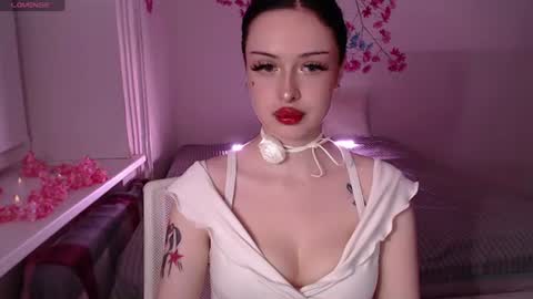 Snapshot of veloravexis chatting on 06.24.26 Velora online show from 06.24.26