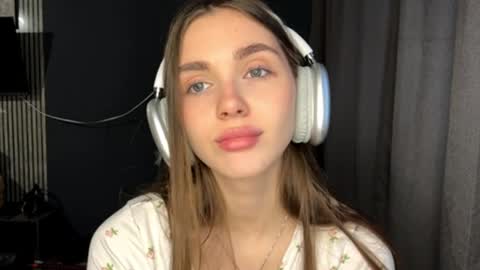 Nia online show from 04.07.26