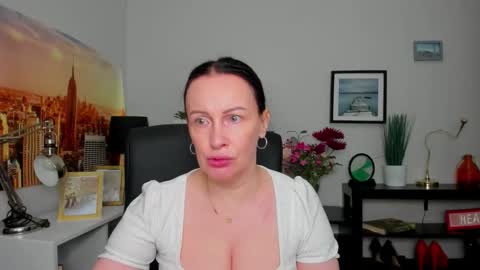 Jasmine online show from 09.11.25