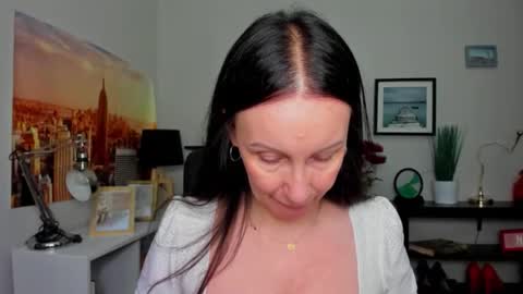 Jasmine online show from 09.12.25