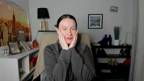 Snapshot of velvet_jasmine chatting on 02.17.26 Jasmine online show from 02.17.26