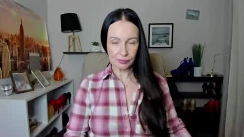 Snapshot of velvet_jasmine chatting on 02.24.26 Jasmine online show from 02.24.26