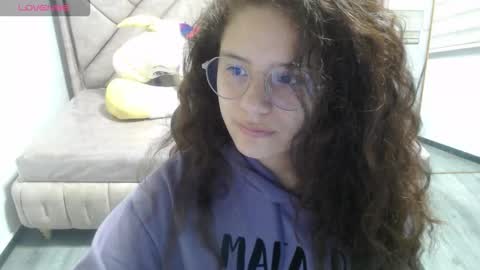 velvet_moon_v online show from 01.08.26