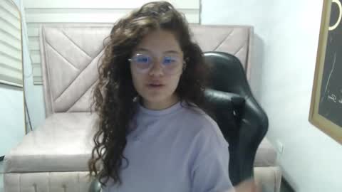 velvet_moon_v online show from 02.10.26