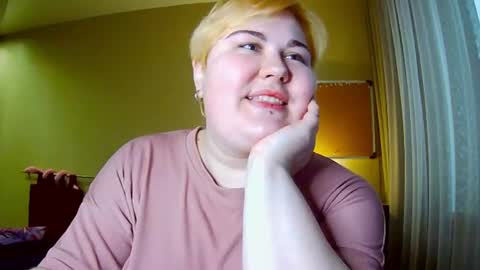 Snapshot of velvetcandy_ chatting on 07.29.26 velvetcandy_ online show from 07.29.26