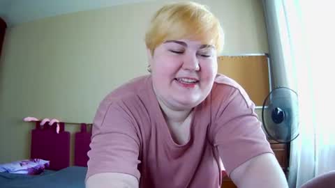 Snapshot of velvetcandy_ chatting on 08.03.26 velvetcandy_ online show from 08.03.26